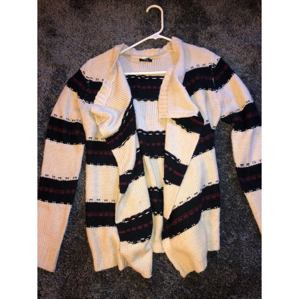 Beige and wine red sweater